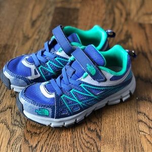 THE NORTH FACE boys tennis shoes